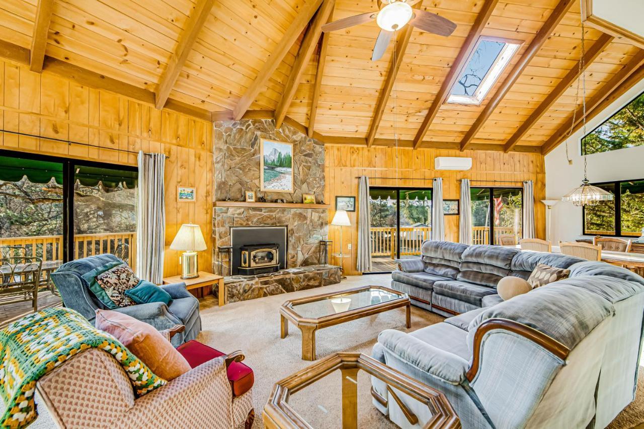 Luring Lakefront Landing Groveland Exterior foto
